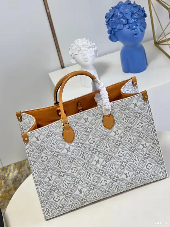 LOUIS GM ONTHEGO VUITTON 0601